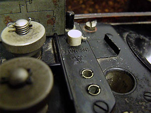 Conectores de la parte superior del teléfono