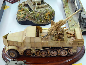 AMT 2014 - SD.KFZ 9 FAMO 88mm FLAK 37 Segunda Guerra Mundial